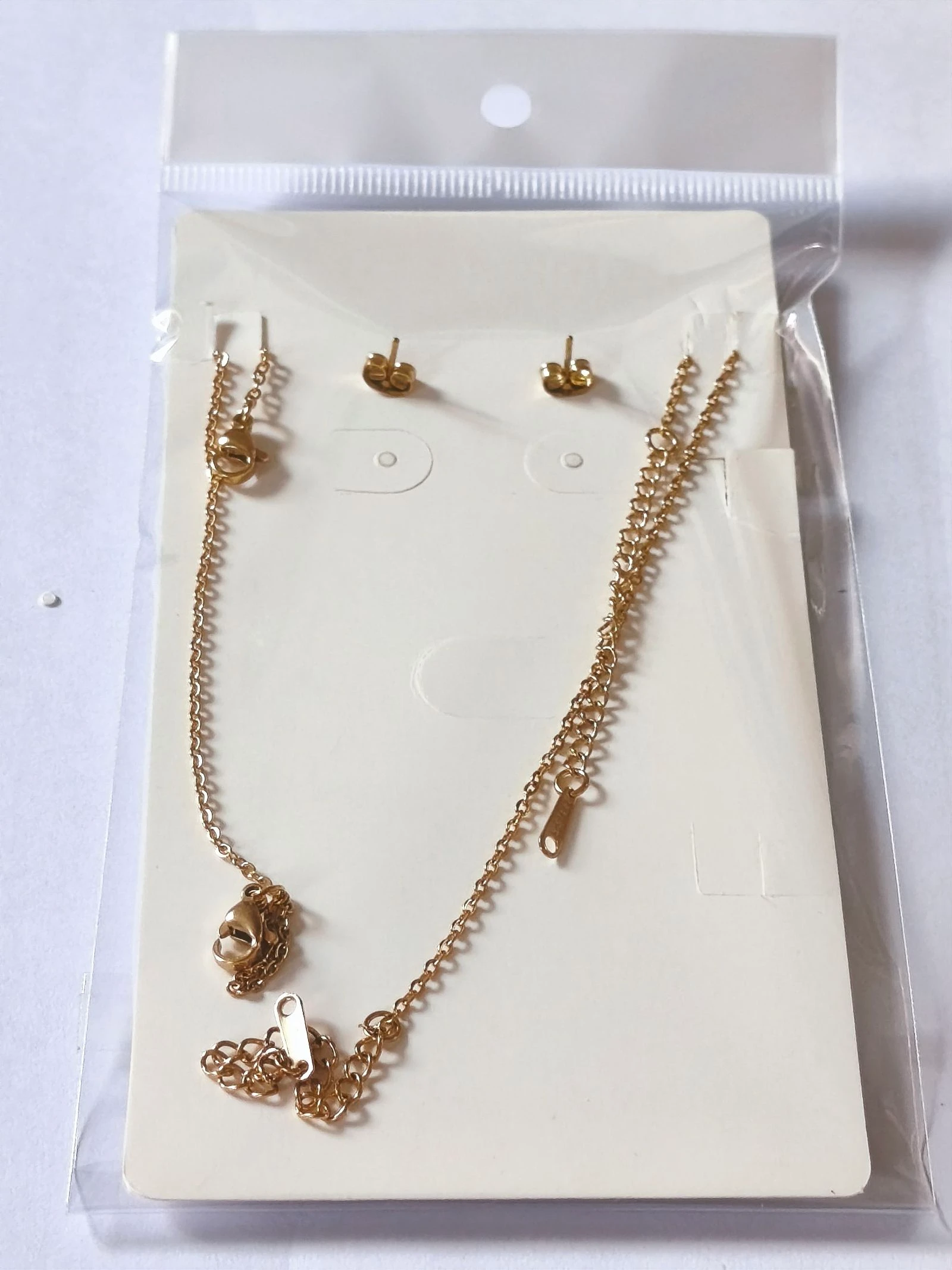 Set met ketting, armband en oorbellen van trebol blauw verlicht met onveranderlijke gouden ketting – photo 12